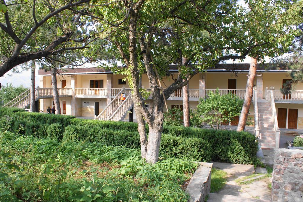 Odzun Hotel Алаверди Екстериор снимка