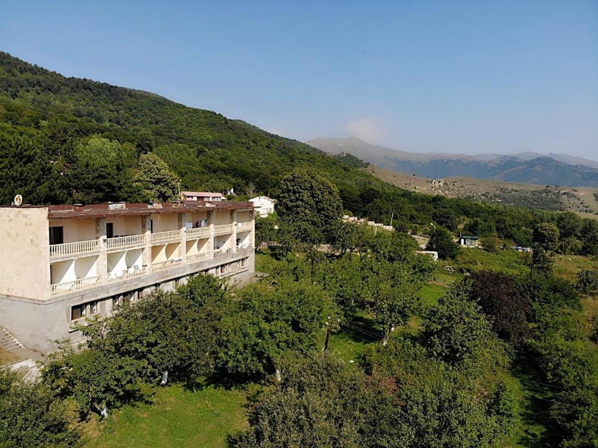 Odzun Hotel Алаверди Екстериор снимка